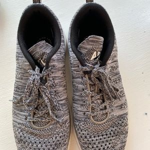 APL Techloom Pro Sneakers